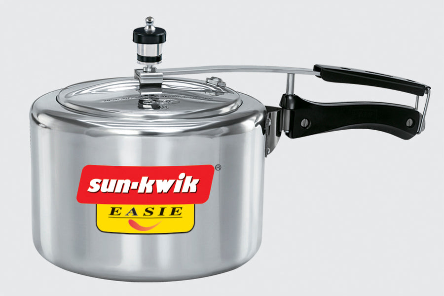 Sun-Kwik Easie Pressure Cooker  3 LTR